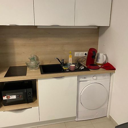 Studio Avec Parking Prive, Piscine Plage 300M 昂蒂布 外观 照片