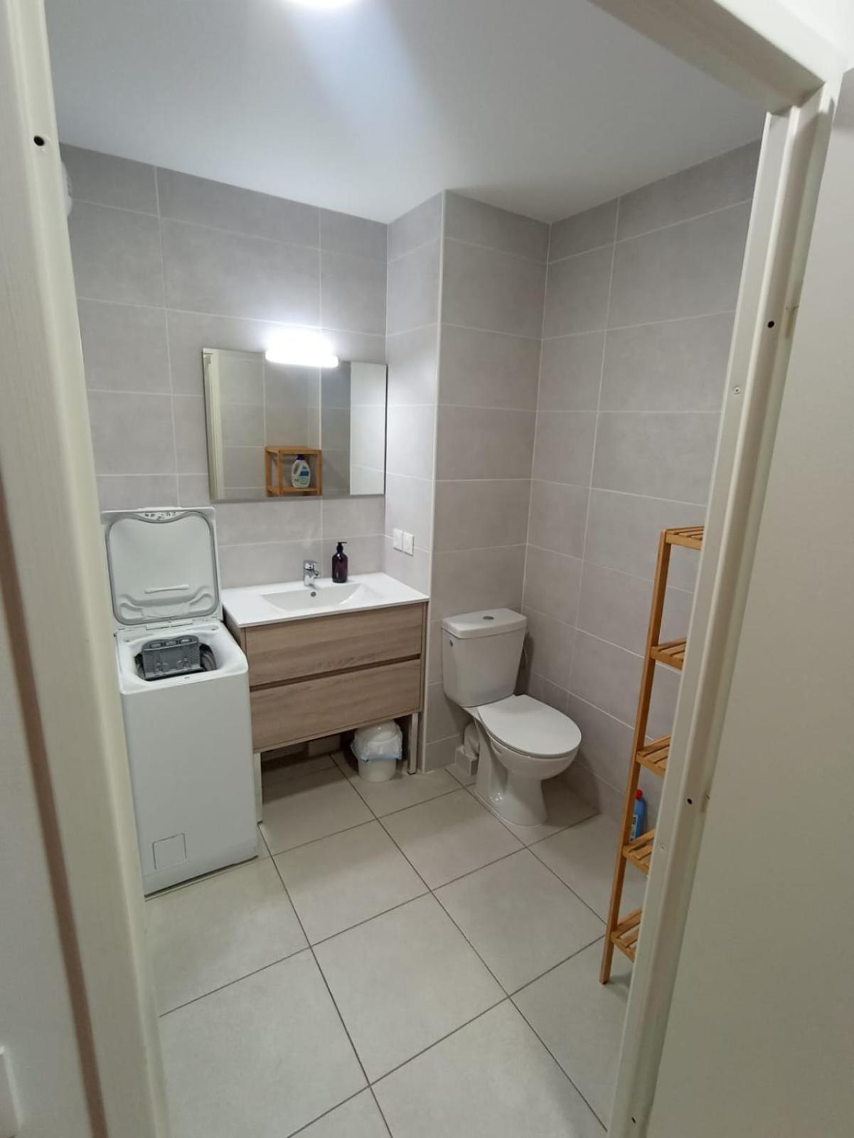 Studio Avec Parking Prive, Piscine Plage 300M 昂蒂布 外观 照片